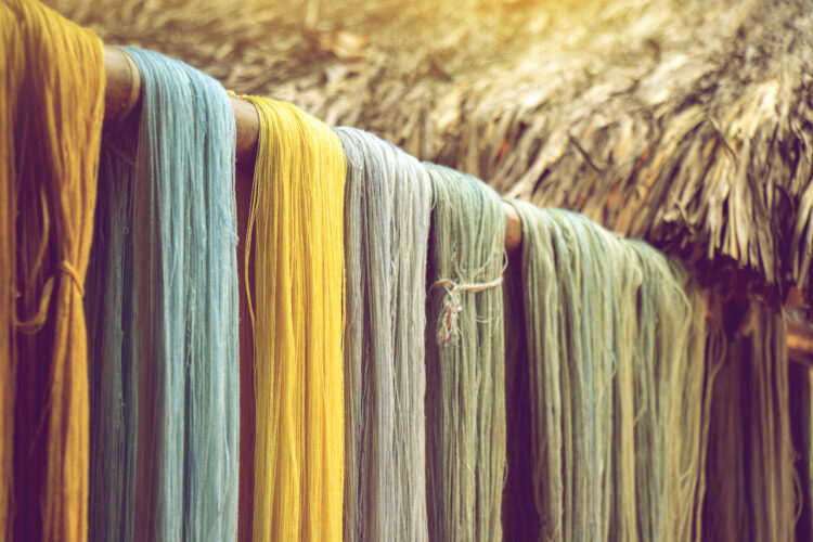 How to Make Natural Dyes For Wool and Cotton